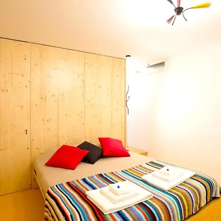 3 Bedrooms House With Enclosed Garden And Wifi At 4 Km Away From The Holiday home Porto