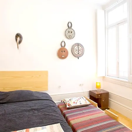 3 Bedrooms House With Enclosed Garden And Wifi At 4 Km Away From The *