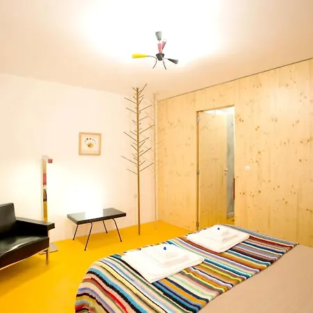 Holiday home 3 Bedrooms House With Enclosed Garden And Wifi At 4 Km Away From The *